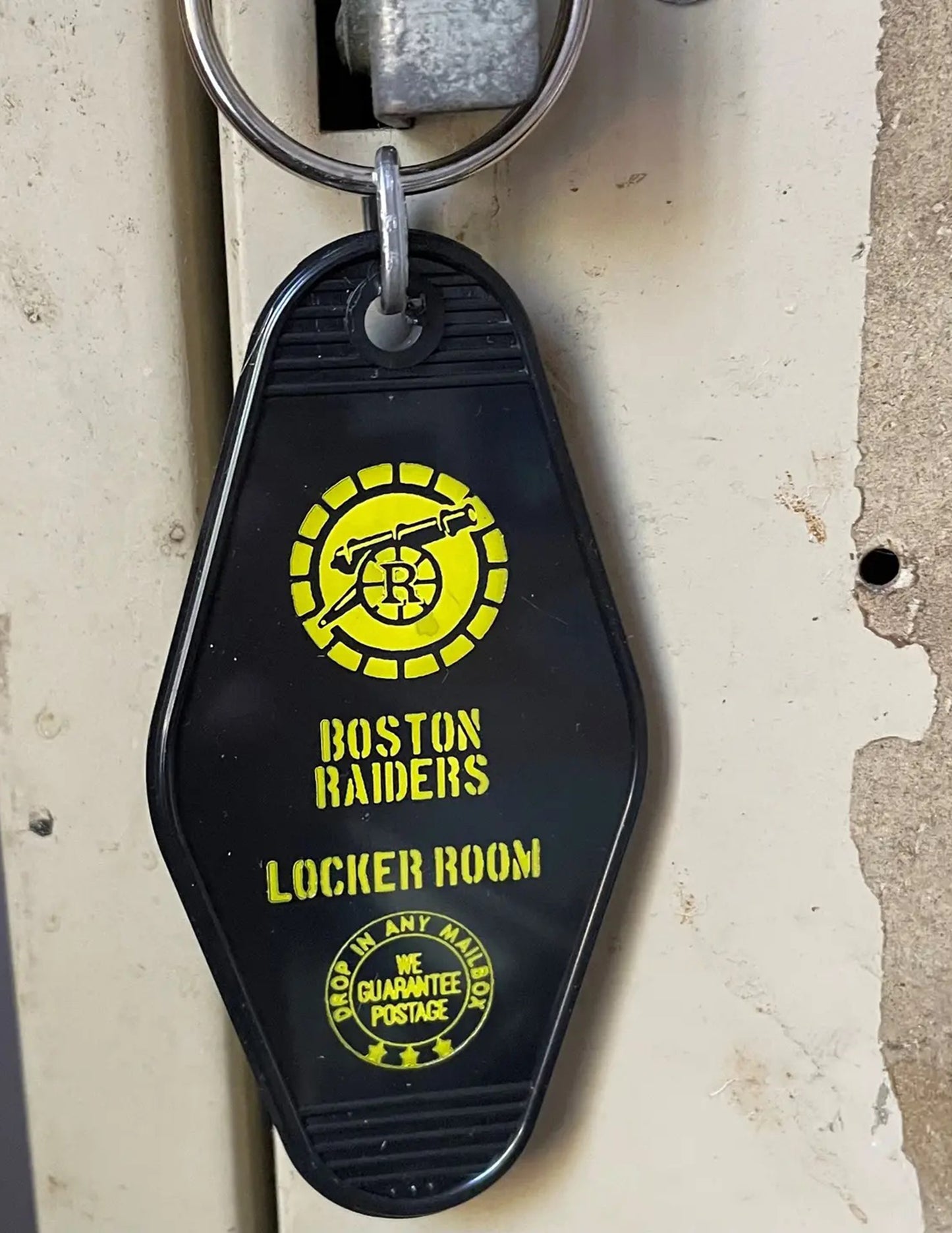 Boston Raiders Hockey Motel Key Fob