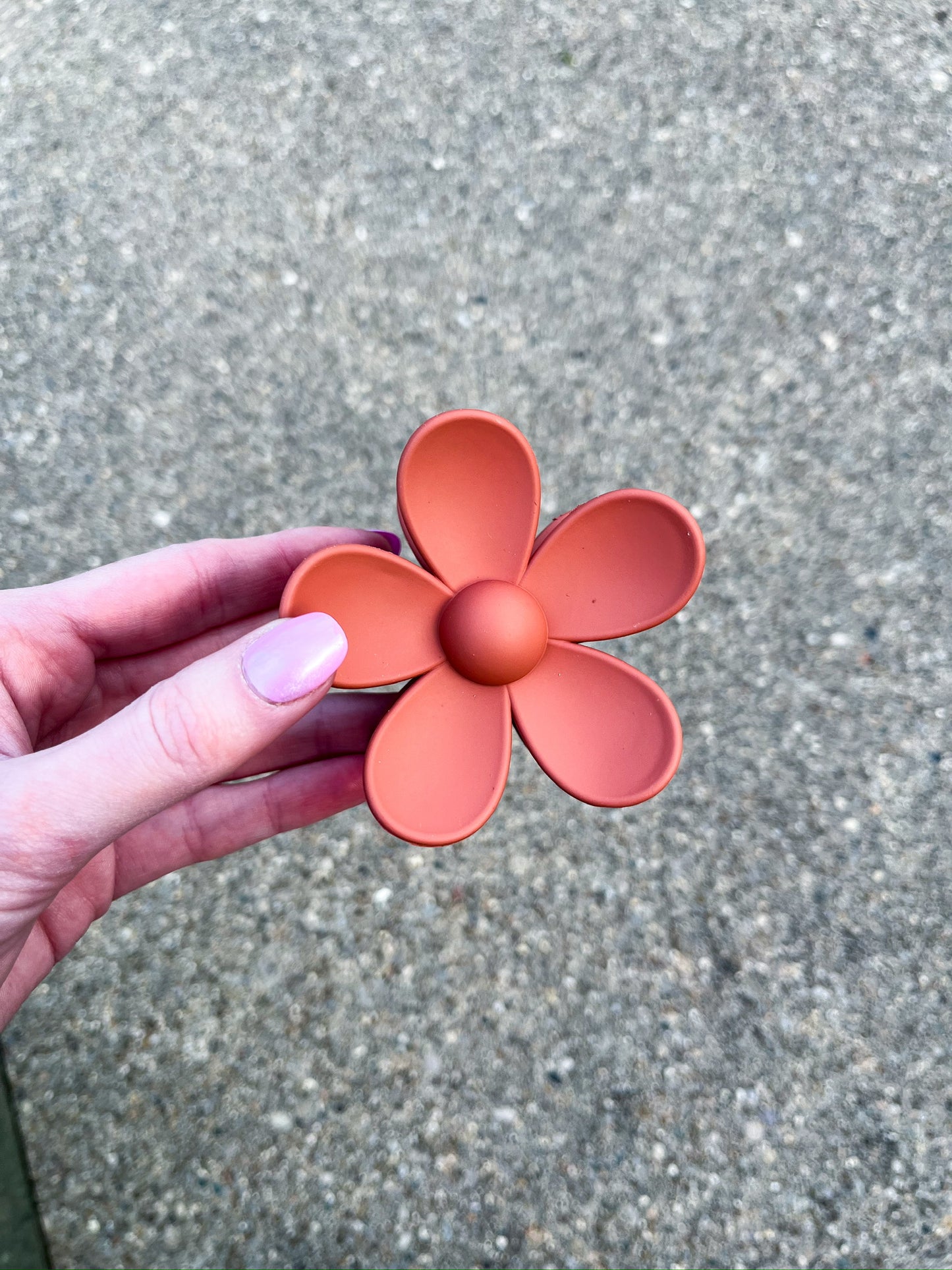 Flower Claw Clip (Assorted Colors)