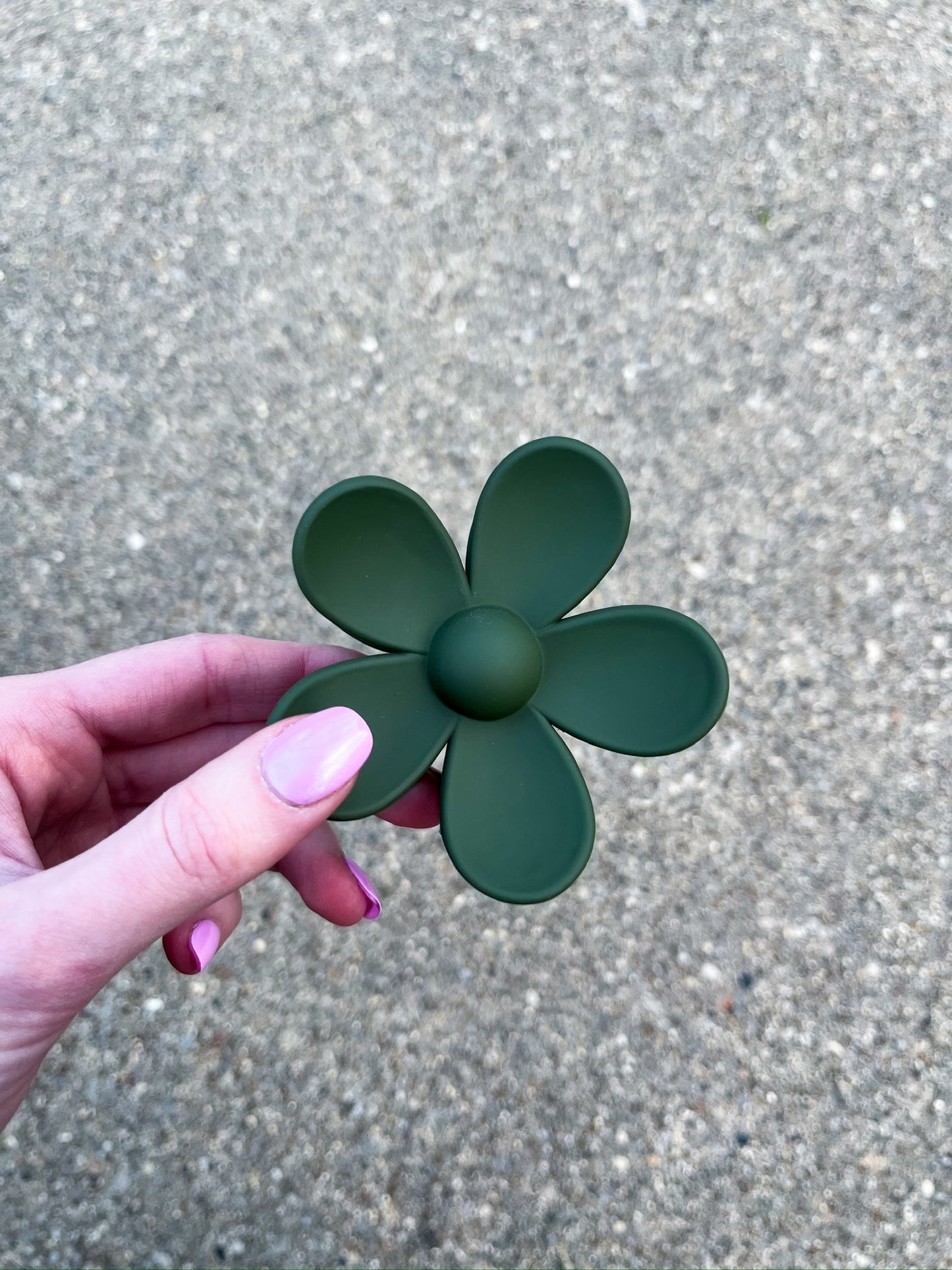 Flower Claw Clip (Assorted Colors)