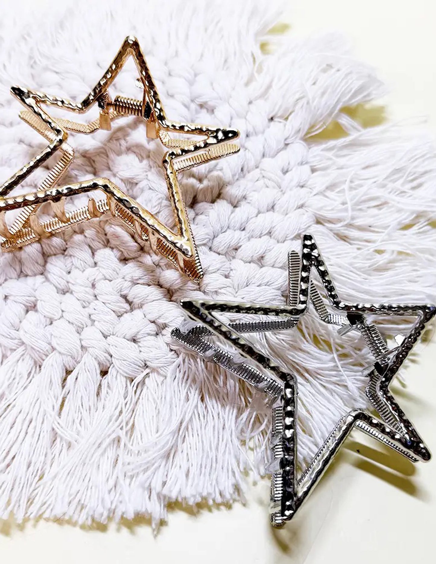 Hammered Star Hair Claw