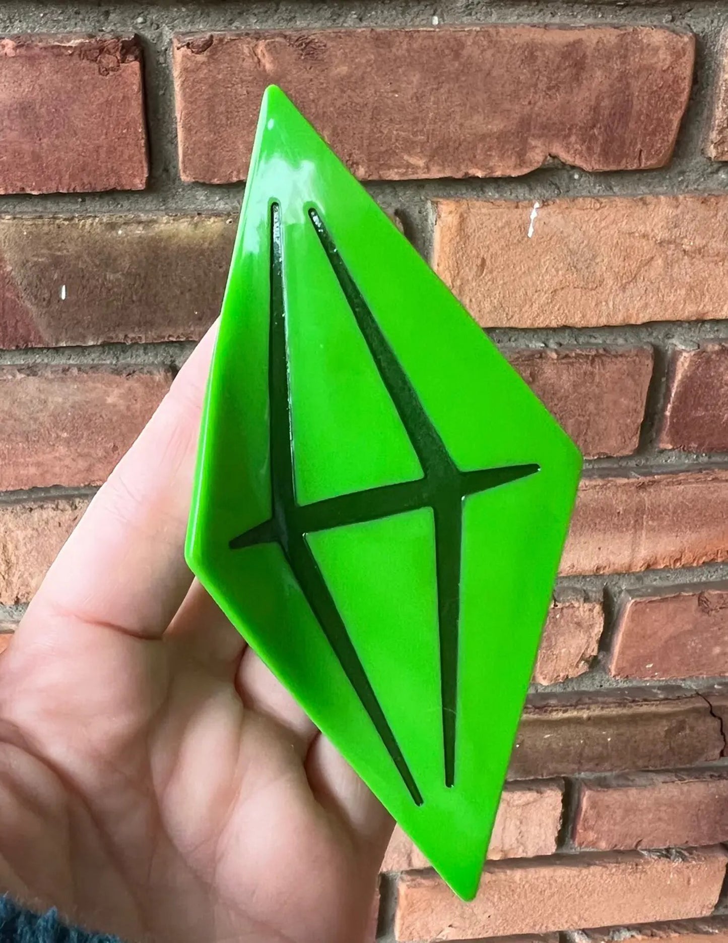 Sims Plumbob Hair Claw
