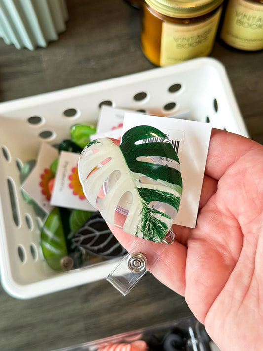 Monstera Leaf Badge Clip