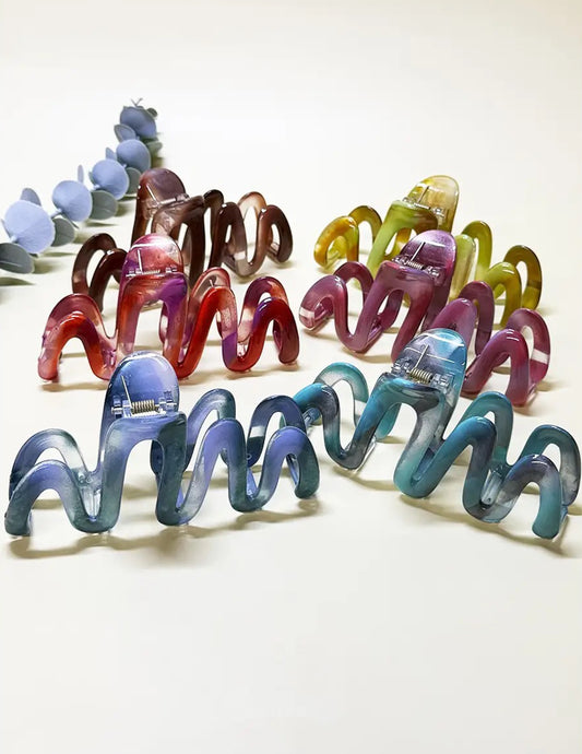 Wavy Multi Tone Hair Claw